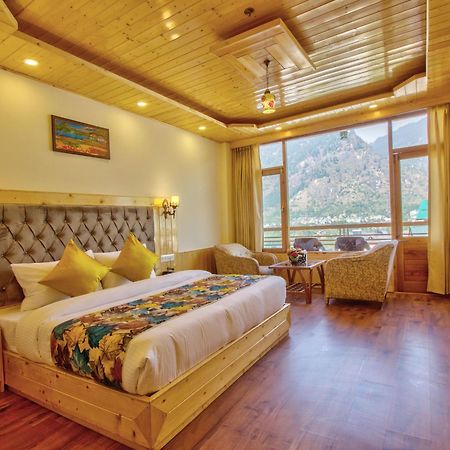 Готель Swastik Grand Manali Екстер'єр фото