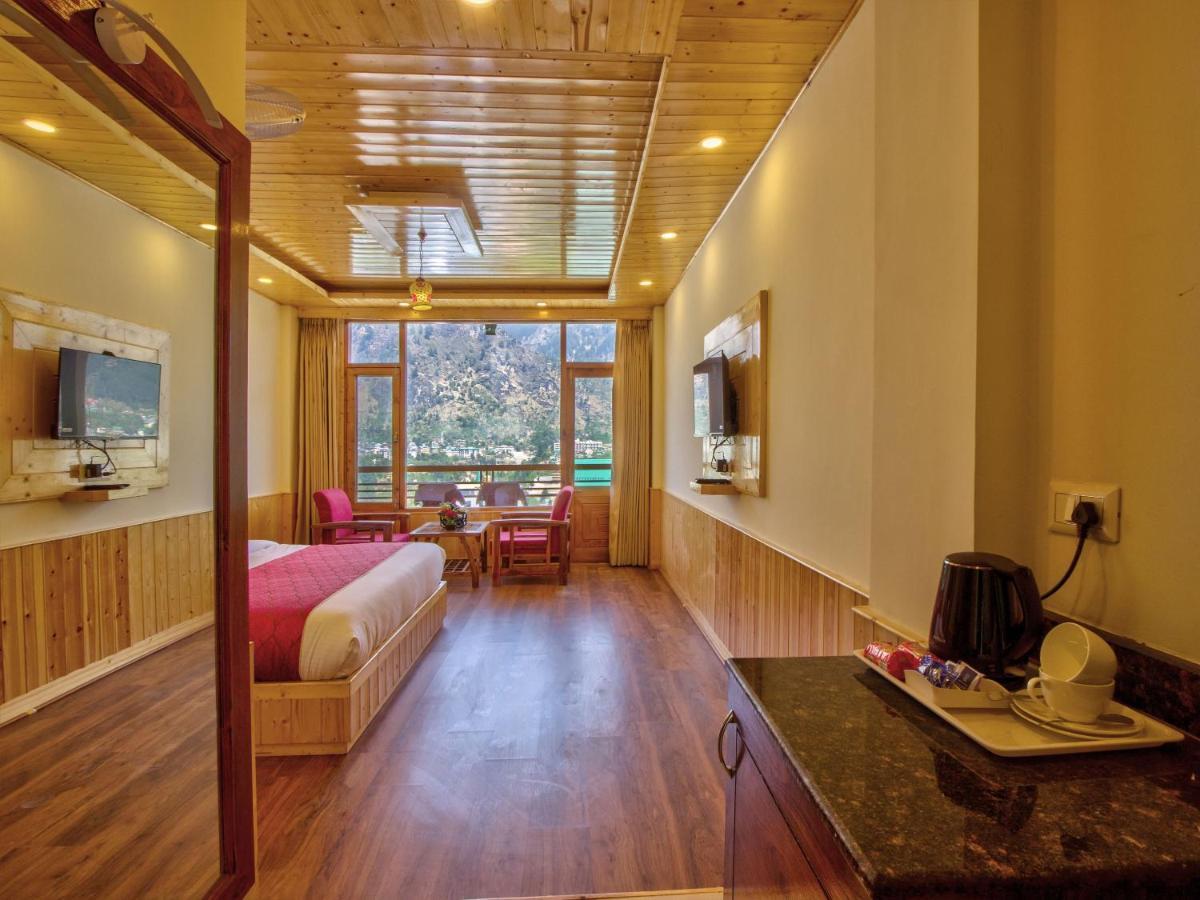Готель Swastik Grand Manali Екстер'єр фото