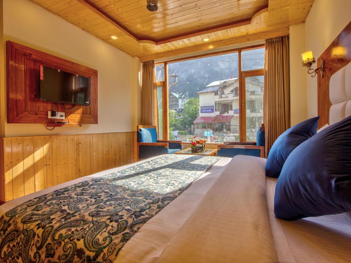 Готель Swastik Grand Manali Екстер'єр фото