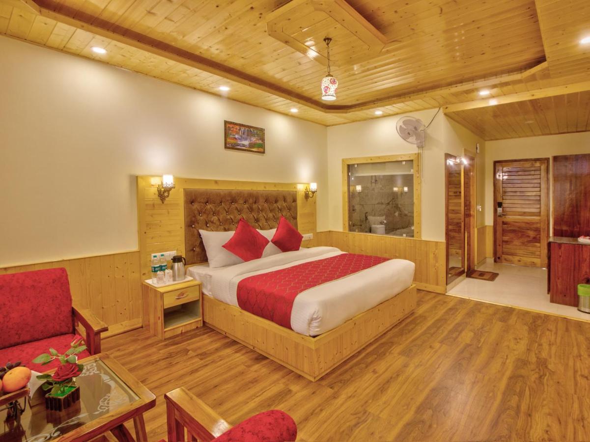 Готель Swastik Grand Manali Екстер'єр фото