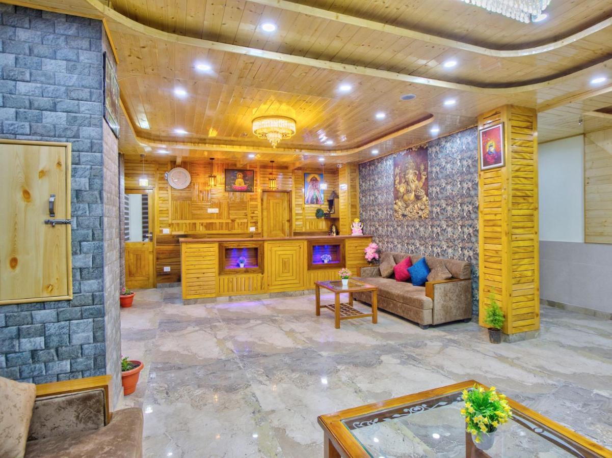 Готель Swastik Grand Manali Екстер'єр фото