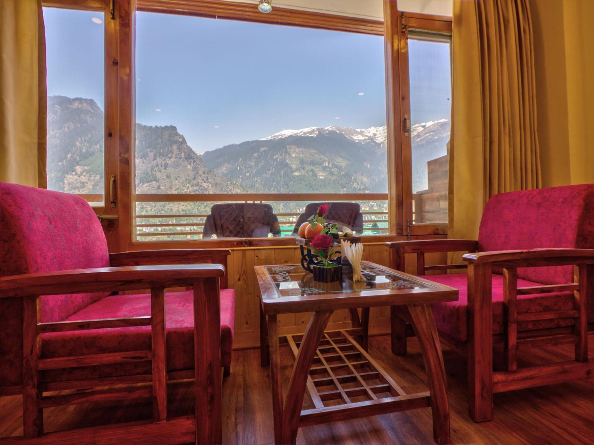 Готель Swastik Grand Manali Екстер'єр фото