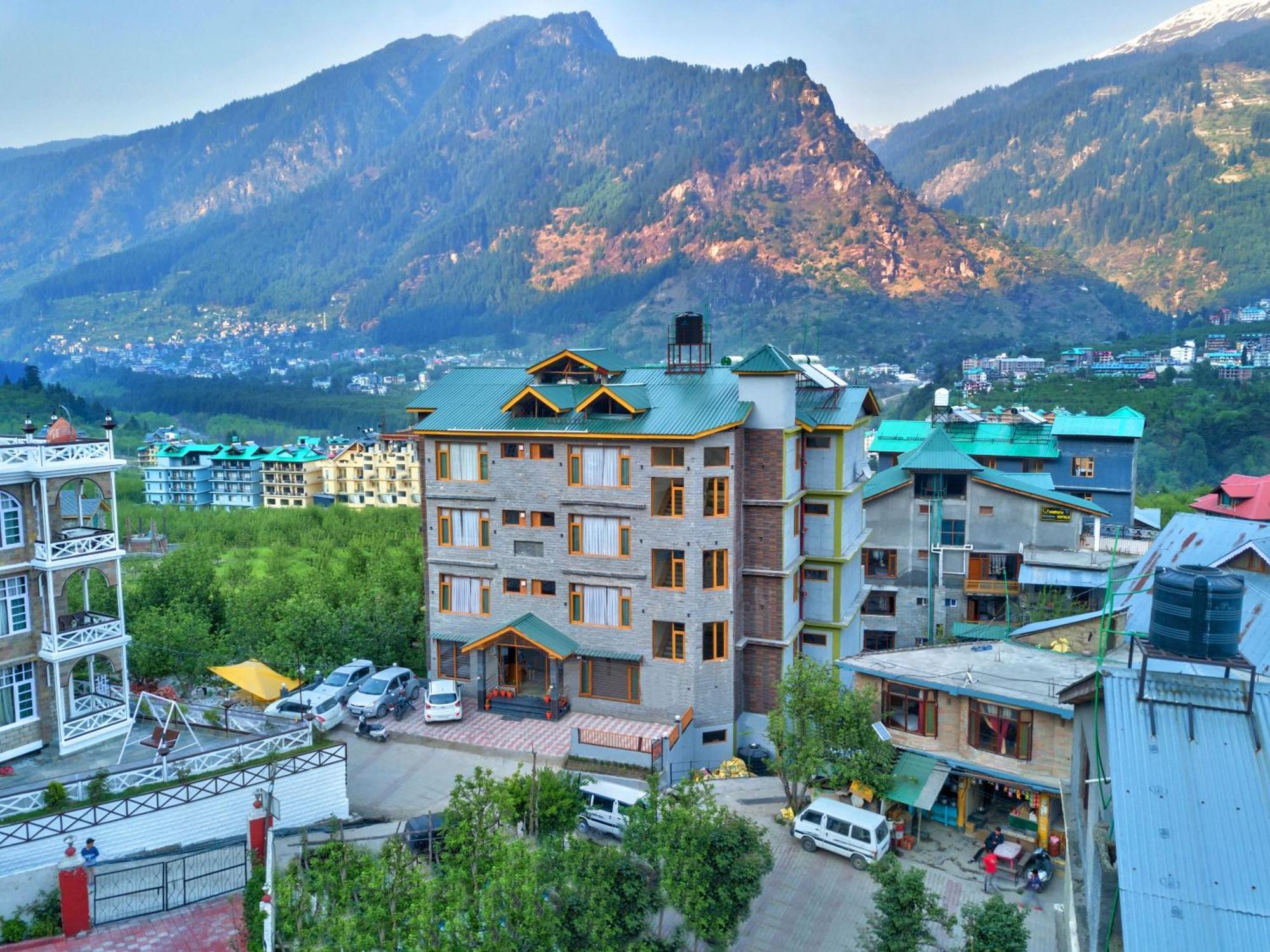 Готель Swastik Grand Manali Екстер'єр фото